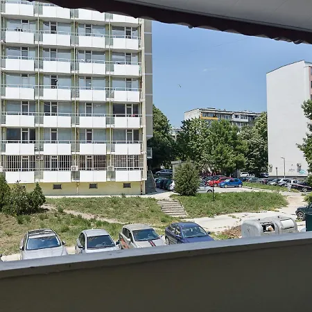 Bright & Comfy 1br Flat In Levski District - By Flat Mаnаger * ヴァルナ